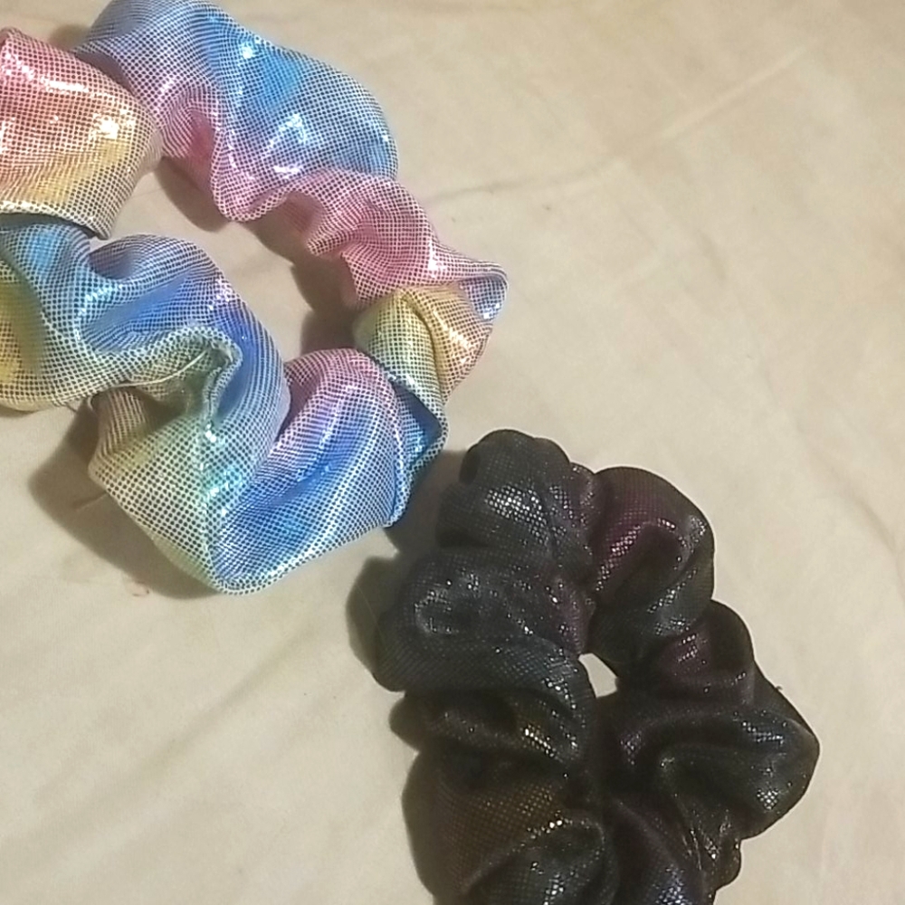 Scrunchies both colourful (matalick)